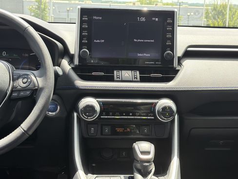 Used 2022 Toyota RAV4 XSE AWD/4WD image 30