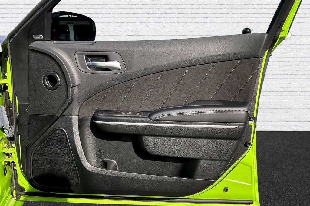Used 2023 Dodge Charger R/T RWD image 28