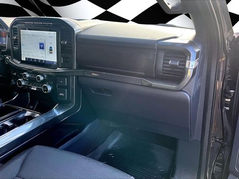 Certified 2022 Ford F150 XLT w/ Equipment Group 302A High image 16