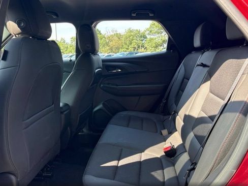 Used 2023 Chevrolet TrailBlazer RS AWD/4WD image 13