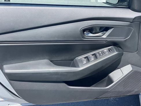 Used 2025 Honda Accord SE image 16