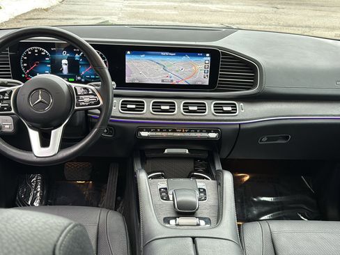 Used 2020 Mercedes-Benz GLS 450 4MATIC image 9