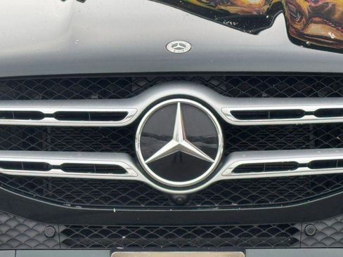 Used 2022 Mercedes-Benz GLE 350 4MATIC w/ Premium Package image 8