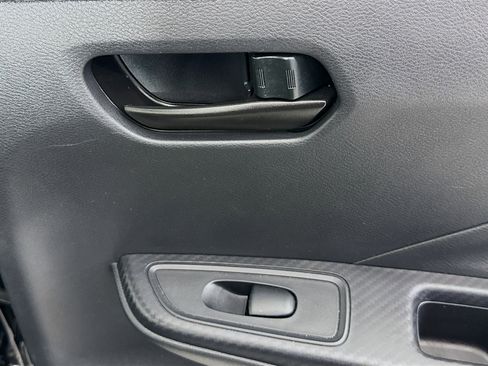 Used 2024 Nissan Versa S w/ S Plus Package image 27