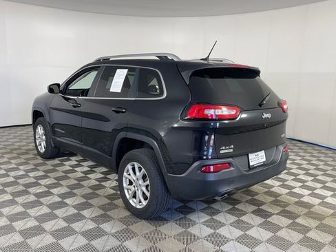 Used 2014 Jeep Cherokee Latitude w/ Comfort/Convenience Group AWD/4WD image 14