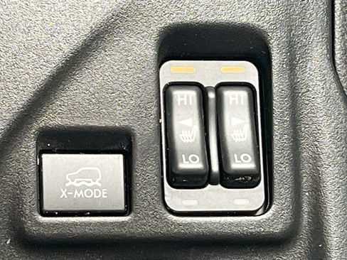 Used 2023 Subaru Crosstrek 2.5i Limited w/ Moonroof Package AWD/4WD image 19