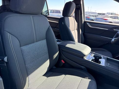 New 2026 GMC Acadia Elevation AWD/4WD image 39