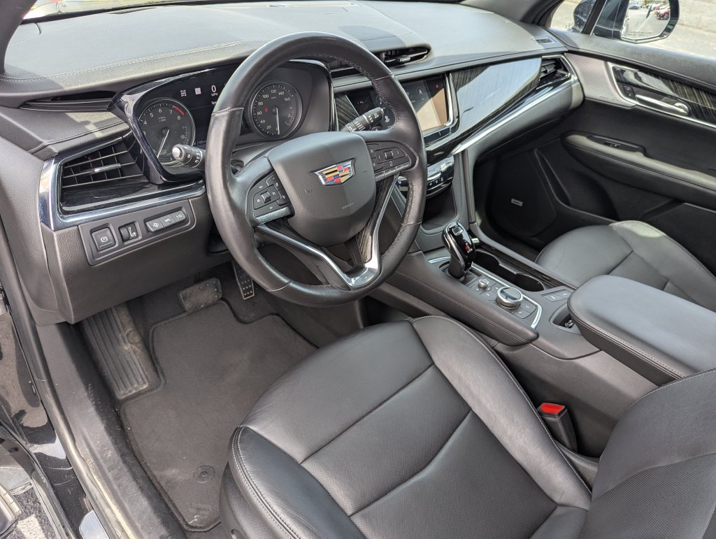 Used 2021 Cadillac XT6 Premium Luxury AWD/4WD image 25