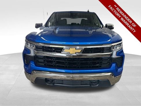 Used 2022 Chevrolet Silverado 1500 LT image 2