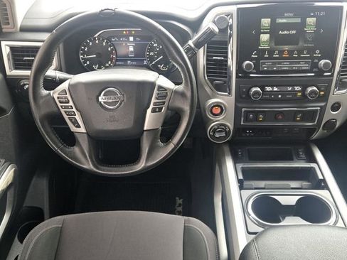 Used 2021 Nissan Titan SV w/ SV Convenience Package image 28