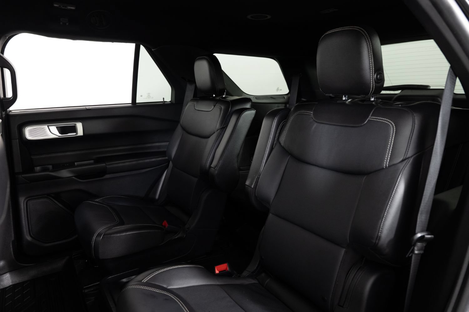 Used 2020 Ford Explorer ST w/ Premium Technology Package AWD/4WD image 17