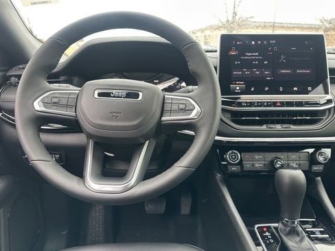 New 2026 Jeep Compass Latitude image 5