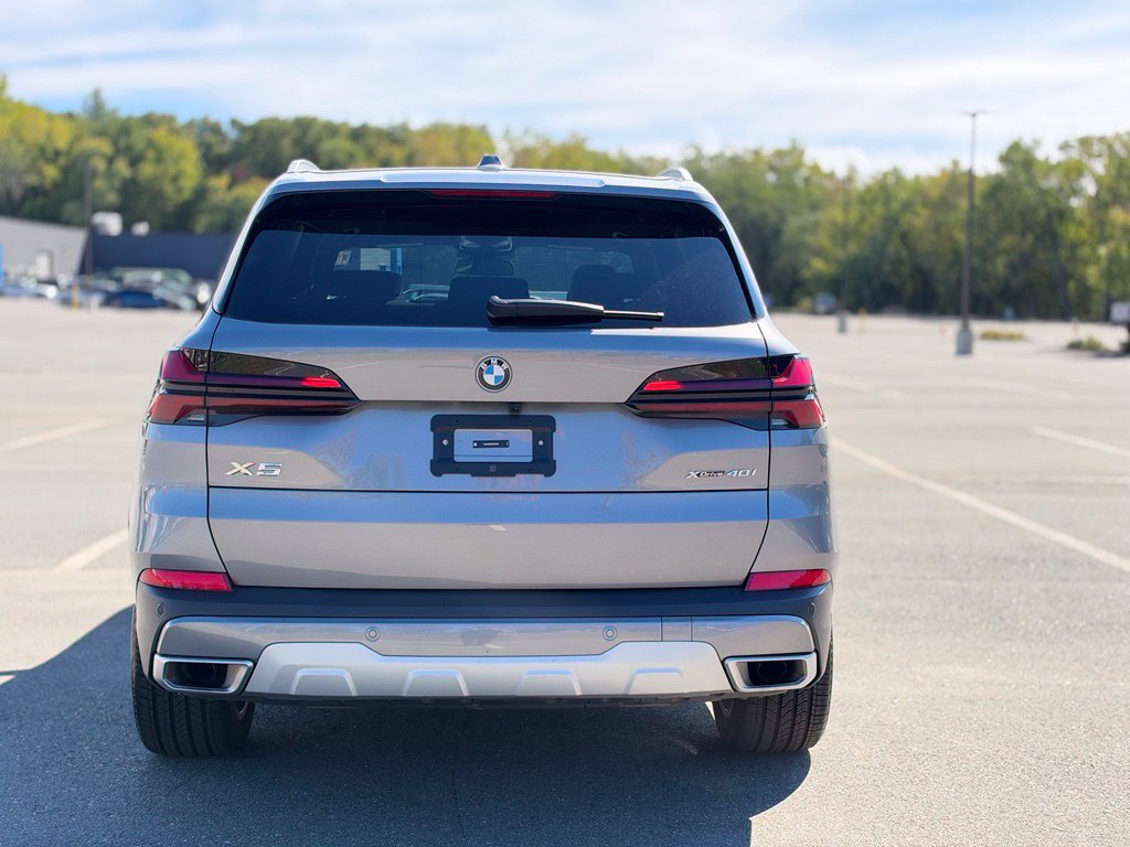 Certified 2026 BMW X5 xDrive40i AWD/4WD image 5