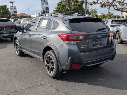 Used 2022 Subaru Crosstrek 2.0i Premium w/ Popular Package #2 image 8