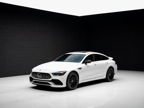 Used 2021 Mercedes-Benz AMG GT 43 image 4