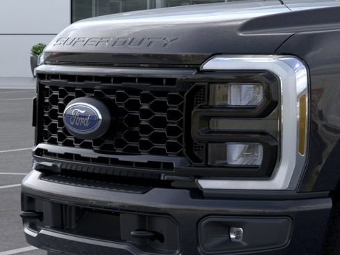 New 2026 Ford F250 XL AWD/4WD image 17
