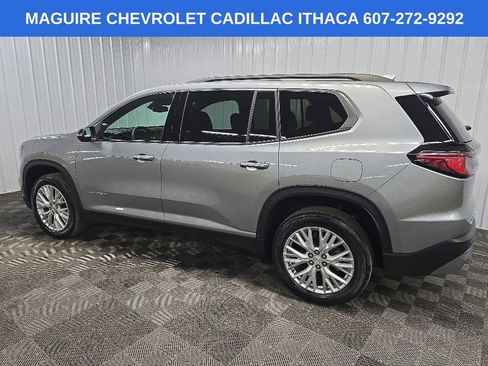 Used 2024 GMC Acadia Elevation w/ Luxury Package AWD/4WD image 4