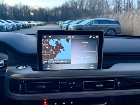 Used 2023 Lincoln Aviator Reserve w/ Equipment Group 201A image 25