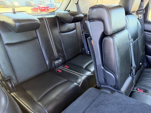 Used 2017 INFINITI QX60 Luxe w/ Deluxe Technology Package image 14