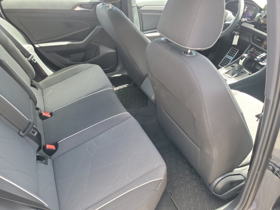 Certified 2026 Volkswagen Jetta Sport FWD image 29