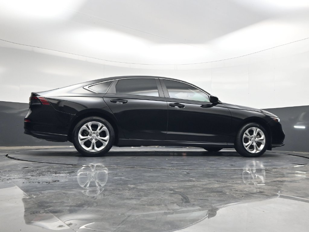 Used 2023 Honda Accord LX image 34