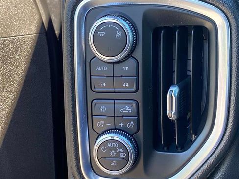 Used 2019 GMC Sierra 1500 SLT w/ SLT Premium Package image 22