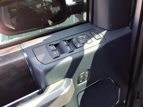 Used 2022 Ford F450 Lariat w/ Lariat Ultimate Package image 16