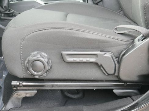 Used 2022 Jeep Gladiator Sport image 13