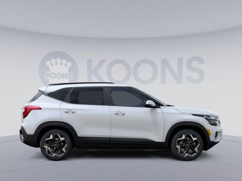 New 2026 Kia Seltos S image 10