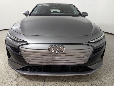Certified 2025 Audi A6 e-tron Premium w/ Ultra Package AWD/4WD image 2