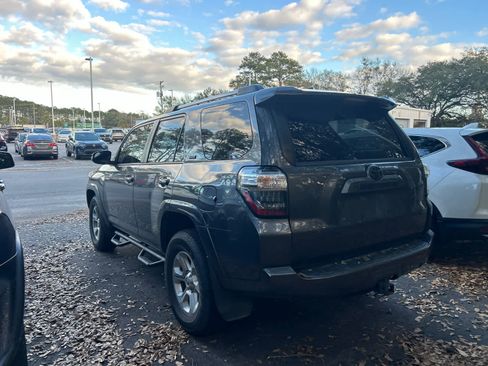 Used 2021 Toyota 4Runner SR5 Premium w/ Moonroof Package image 2