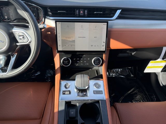 New 2026 Jaguar F-PACE R-Dynamic S AWD/4WD image 15