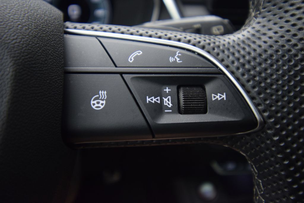 Used 2022 Audi SQ5 Premium Plus AWD/4WD image 35