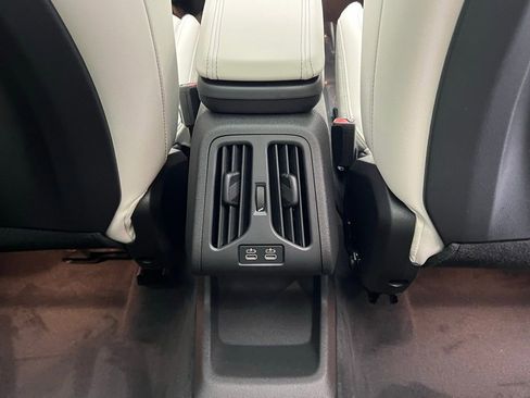 New 2026 BMW X1 xDrive28i w/ Technology Package image 9