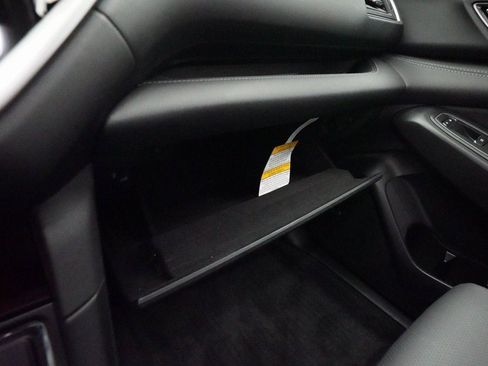 Certified 2025 Subaru Ascent Limited w/ Popular Package #2 image 31