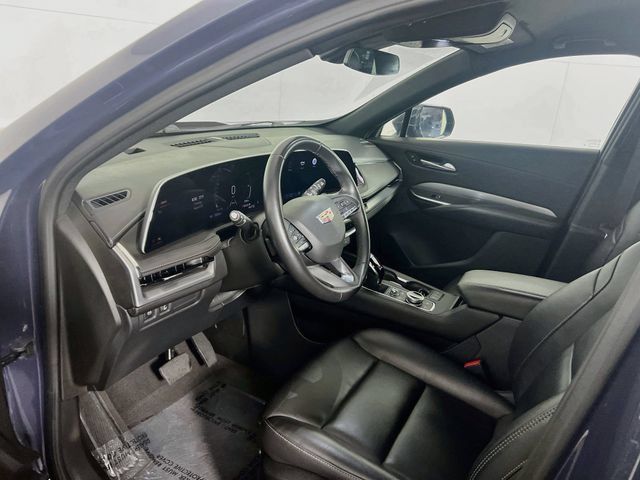 Used 2024 Cadillac XT4 Premium Luxury AWD/4WD image 9