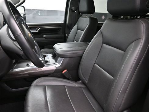 Used 2024 Chevrolet Silverado 2500 LTZ w/ LTZ Convenience Package image 15