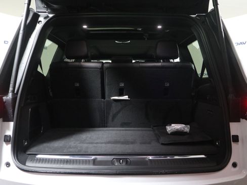New 2026 Jeep Grand Wagoneer Summit AWD/4WD image 8