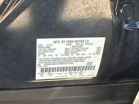 Used 2022 Ford Explorer XLT w/ Equipment Group 202A AWD/4WD image 33