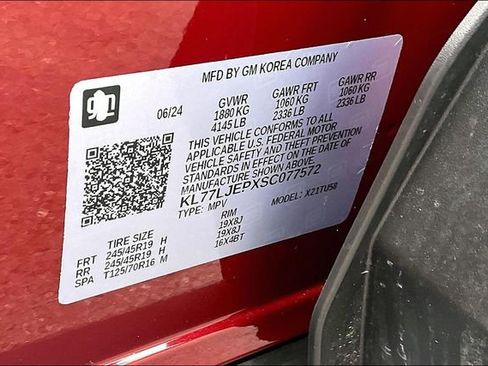 Used 2025 Chevrolet Trax RS w/ Driver Confidence Package image 14