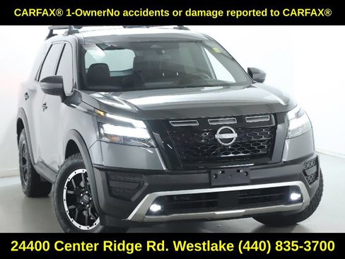 Used 2024 Nissan Pathfinder Rock Creek AWD/4WD image 2