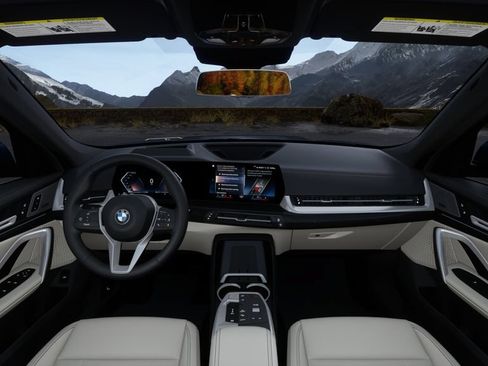 New 2026 BMW X1 xDrive28i w/ Technology Package AWD/4WD image 32