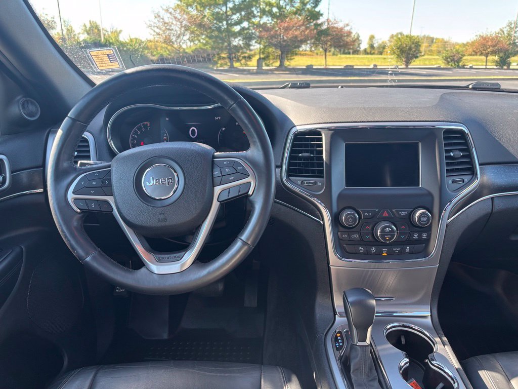 Used 2018 Jeep Grand Cherokee Limited AWD/4WD image 26