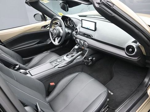 Used 2024 MAZDA MX-5 Miata RF Grand Touring w/ Appearance Package image 22