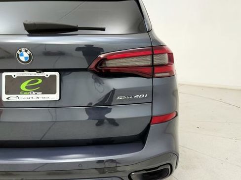 Used 2022 BMW X5 sDrive40i w/ M Sport Package RWD image 28