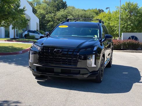Used 2025 Hyundai Palisade XRT FWD image 3