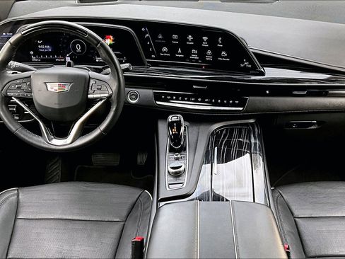 Used 2023 Cadillac Escalade Sport w/ LPO, ONYX Package image 16