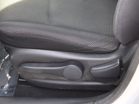 Used 2013 Nissan Sentra S image 14