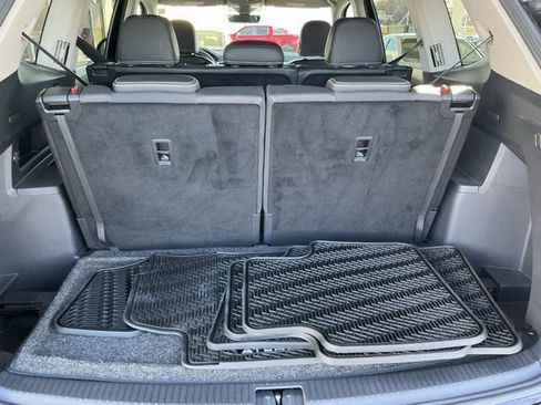 Used 2023 Volkswagen Atlas SEL image 18