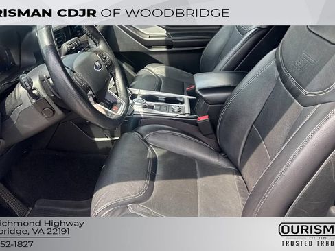 Used 2020 Ford Explorer ST w/ ST High-Performance Pack AWD/4WD image 9